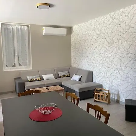 Le Nid Des Avezous Privatif - Juin à Sept Casa de Férias Aveze (Puy-de-Dome)